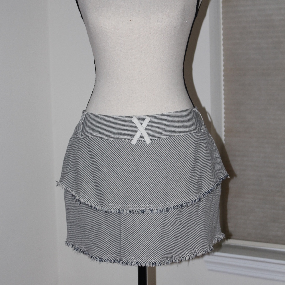 G by Guess,  striped mini skirt size 29 ....